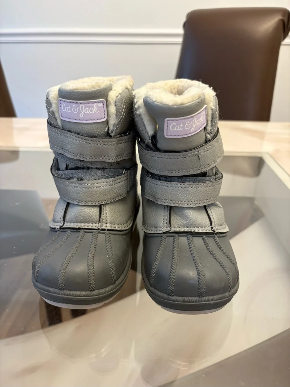 Cat & Jack Toddler Grey Faux-Fur Winter Boots size 9